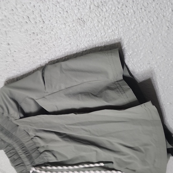 Avalanche Gray/Green Athletic Shorts/ Skort - Picture 3 of 8